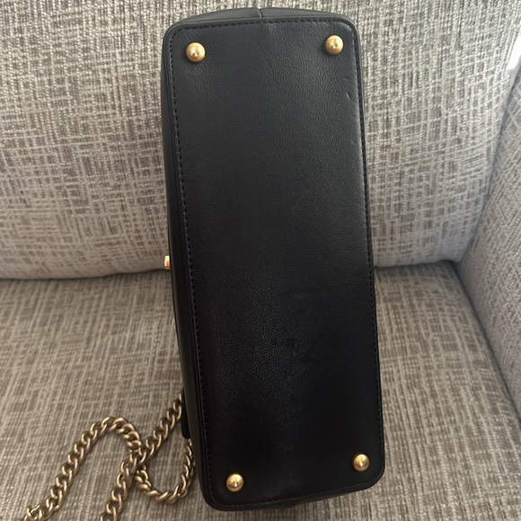 Chanel Black Quilted Leather Chain Bag - Picture 6 of 12